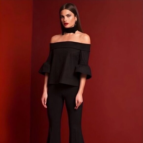 Stone Cold Fox Off-Shoulder Black Bell Sleeve Top – Linen Blend – NWOT – Size 0 - Picture 4 of 13